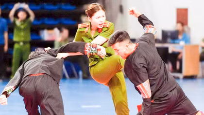 "Rực lửa" thao trường