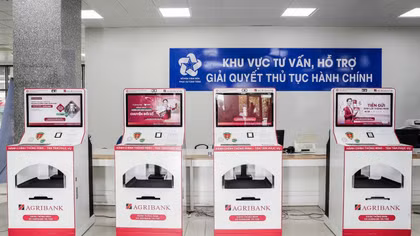 Agribank chuyển đổi số gắn với ESG: Từ các Kiosk thông minh đến khát vọng 'số hóa' vùng biên