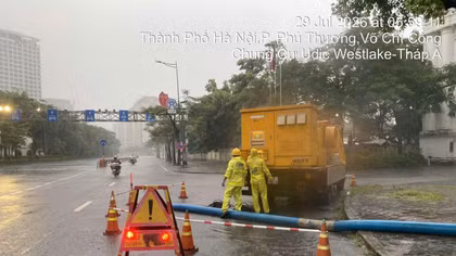 Hà Nội mưa lớn sáng 29/7, xuất hiện nhiều điểm ngập cục bộ 