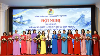 TKV không ngừng nâng cao chất lượng bữa ăn, chăm sóc sức khỏe người lao động