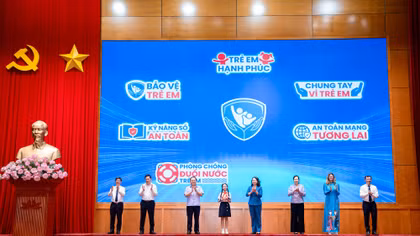 500.000 hộp sữa đánh dấu cột mốc 50 năm phụng sự của Vinamilk