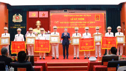 “Chúng tôi nguyện dấn thân vì bình yên Thủ đô”!