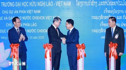 Thủ tướng Lê Minh Hưng và Thủ tướng Lào Saleumxay Kommasith dự Lễ khởi động dự án Trường Đại học Hữu nghị Lào-Việt Nam