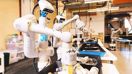 Quỹ Nafosted đặt hàng nghiên cứu, phát triển đội 40 robot di động tự hành