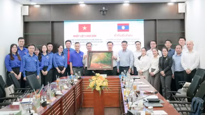 Từ những vùng cao su VRG đến những nhịp cầu hữu nghị Việt - Lào