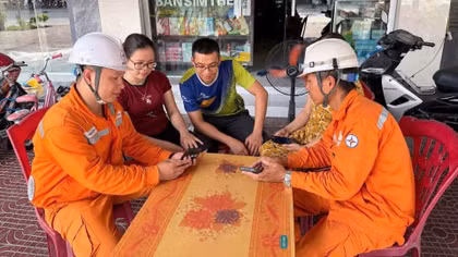 8 tháng, điện thương phẩm của EVNNPC đạt 79,16 tỷ kWh