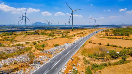 Tháo điểm nghẽn, hiện thực hóa mục tiêu xây dựng trên 5.000km đường bộ cao tốc