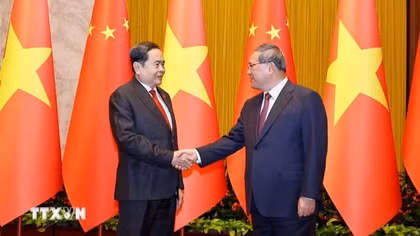 Chủ tịch Quốc hội Trần Thanh Mẫn hội kiến Thủ tướng Quốc vụ viện Trung Quốc Lý Cường