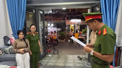 Hai con trai cùng giết cha vì nghe mẹ kế bày mưu, xúi giục