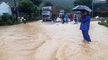 Còn nhiều vị trí ngập trên các tuyến quốc lộ nhưng không gây tắc đường 