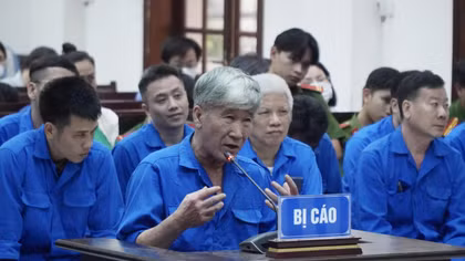 Các cựu Viện trưởng “bán” giấy tâm thần bị đề nghị 17 năm 9 tháng tù
