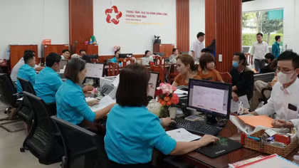 Đãi ngộ cao nhưng vẫn khó thu hút nhân tài vào khu vực công