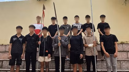 Xử lý nghiêm các nhóm thanh, thiếu niên mang hung khí ra đường