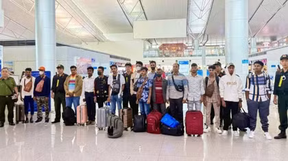 Trục xuất 16 công dân Bangladesh vi phạm pháp luật về nước