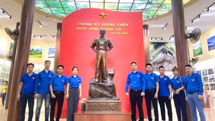 Nơi suối nguồn Roòng Khoa