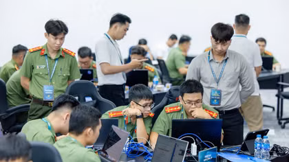 “Thợ săn dấu vết số” ở Cố đô Huế đoạt Giải Nhất bảng B trong “Hành trình truy vết tội phạm mạng”