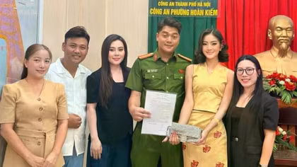 Nhận lại tài sản thất lạc, Hoa hậu Văn hoá thế giới cảm ơn Công an Việt Nam