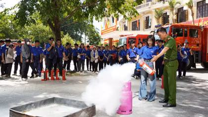 Ra mắt Trung tâm Giáo dục cộng đồng về PCCC và CNCH TP Huế