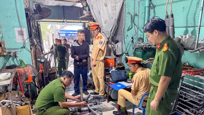 Công an TP Huế: Quyết liệt rà soát, xử lý nghiêm các cơ sở “độ, chế" xe
