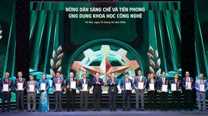 Tôn vinh và trao danh hiệu cho 96 nông dân xuất sắc 