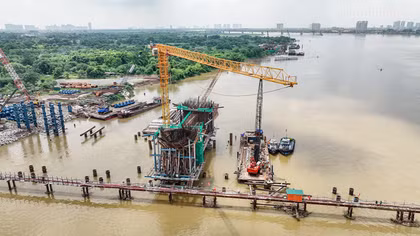 Hà Nội đẩy nhanh giải phóng mặt bằng, tháo gỡ vướng mắc các dự án hạ tầng trọng điểm