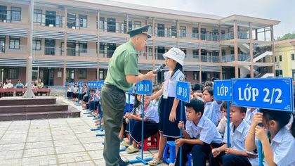 Nâng cao kiến thức pháp luật cho học sinh Cơ tu vùng biên giới phía Tây Đà Nẵng