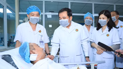 Hỗ trợ 382 triệu đồng cho các nạn nhân trong vụ cháy khiến 5 người tử vong 