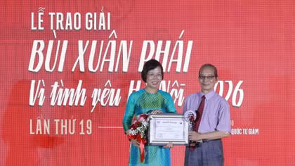Giải thưởng Bùi Xuân Phái – Vì tình yêu Hà Nội tôn vinh nhà thơ Bằng Việt