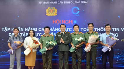 Chủ động “lá chắn thép” trên không gian mạng
