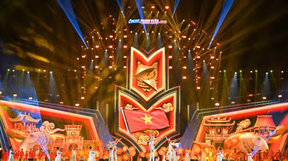 Trường đua F1 Mỹ Đình “bùng nổ” với Concert Thanh Xuân