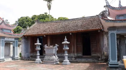 Triển lãm loạt bản sao tư liệu, mộc bản, văn bia, sách cổ về Lê Quý Đôn