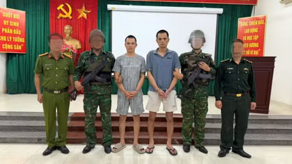 Truy bắt thành công 2 đối tượng truy nã đặc biệt nguy hiểm về ma túy tại Lào