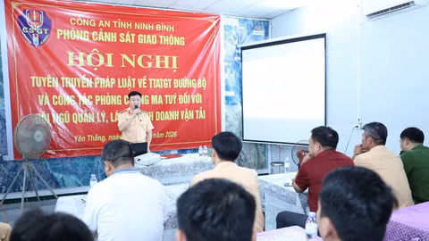 Ninh Bình đẩy mạnh tuyên truyền pháp luật cho doanh nghiệp vận tải