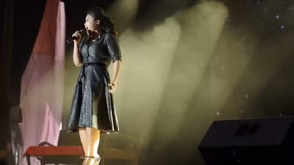 Bích Ngọc Idol hóa thân thành 5 nghệ sỹ hàng đầu Việt Nam