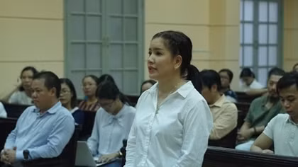 Diễn viên Ngọc Trinh: Đâm đơn kiện là bất khả kháng, thắng thua gì cũng buồn