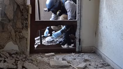 Nga bắt quả tang phiến quân quay phim vụ tấn công hóa học giả ở Idlib