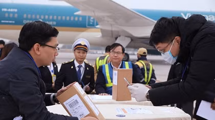 Thi hài, tro cốt toàn bộ 39 nạn nhân thiệt mạng ở Anh đã được đưa về nước