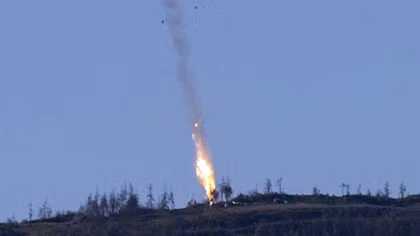 Phiến quân Syria bắn rơi máy bay Nga trên bầu trời Idlib
