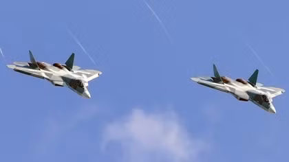 Lộ hình ảnh Nga đưa siêu tiêm kích Su-57 đến Syria tham chiến