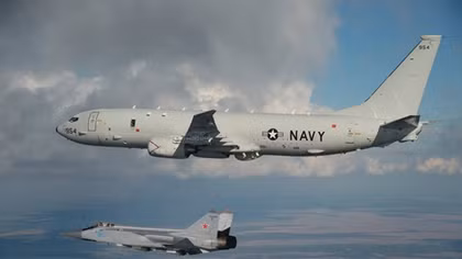 Siêu tiêm kích MiG-31 chặn máy bay Mỹ, Anh trên biển Barent