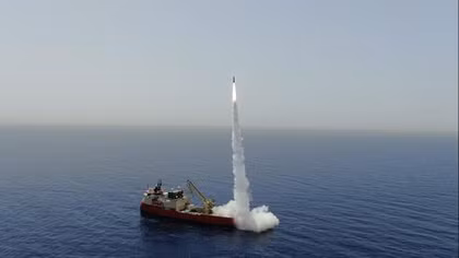 Siêu tên lửa đạn đạo Israel đánh trúng mục tiêu cách 400km