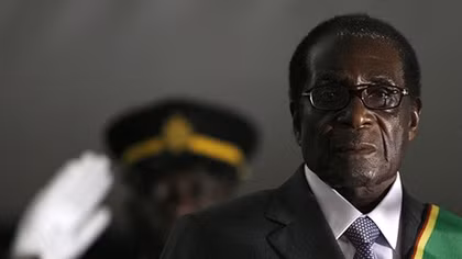 Nhìn lại gần 4 thập kỷ cầm quyền của vị Tổng thống Zimbabwe 93 tuổi
