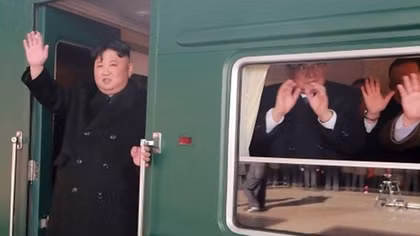 Chủ tịch Kim lên tàu bọc thép rời Vladivostok, kết thúc chuyến thăm Nga lịch sử