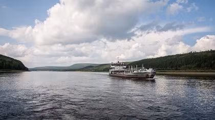Du thuyền đâm vào tàu hàng trên sông Volga, 9 người mất mạng