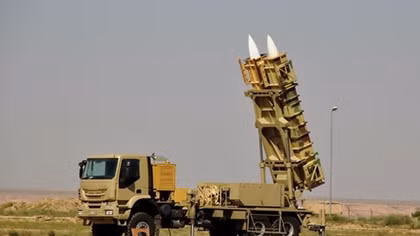 Iran khoe sở hữu tên lửa phòng không mạnh ngang ngửa S-400 