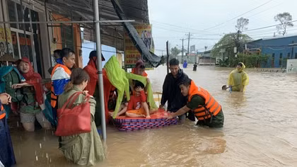 Liên minh châu Âu viện trợ 2,65 tỷ đồng cho người dân vùng lũ tại Việt Nam