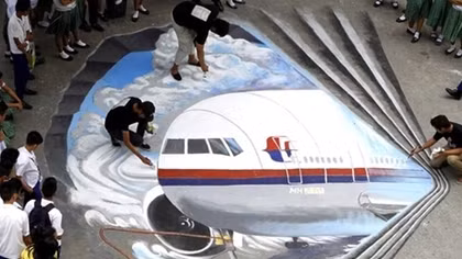 Vụ MH-370: Loé tia hi vọng mong manh cho gia đình các nạn nhân