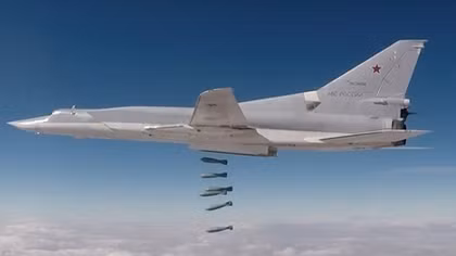 Nga dội bom vùi lấp căn cứ ngầm của khủng bố ở Syria