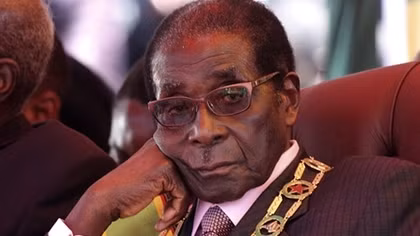 Tổng thống Zimbabwe chấp thuận từ chức dưới sức ép từ quân đội