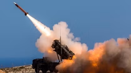 Phiến quân Houthi ồ ạt phóng tên lửa về phía Arab Saudi